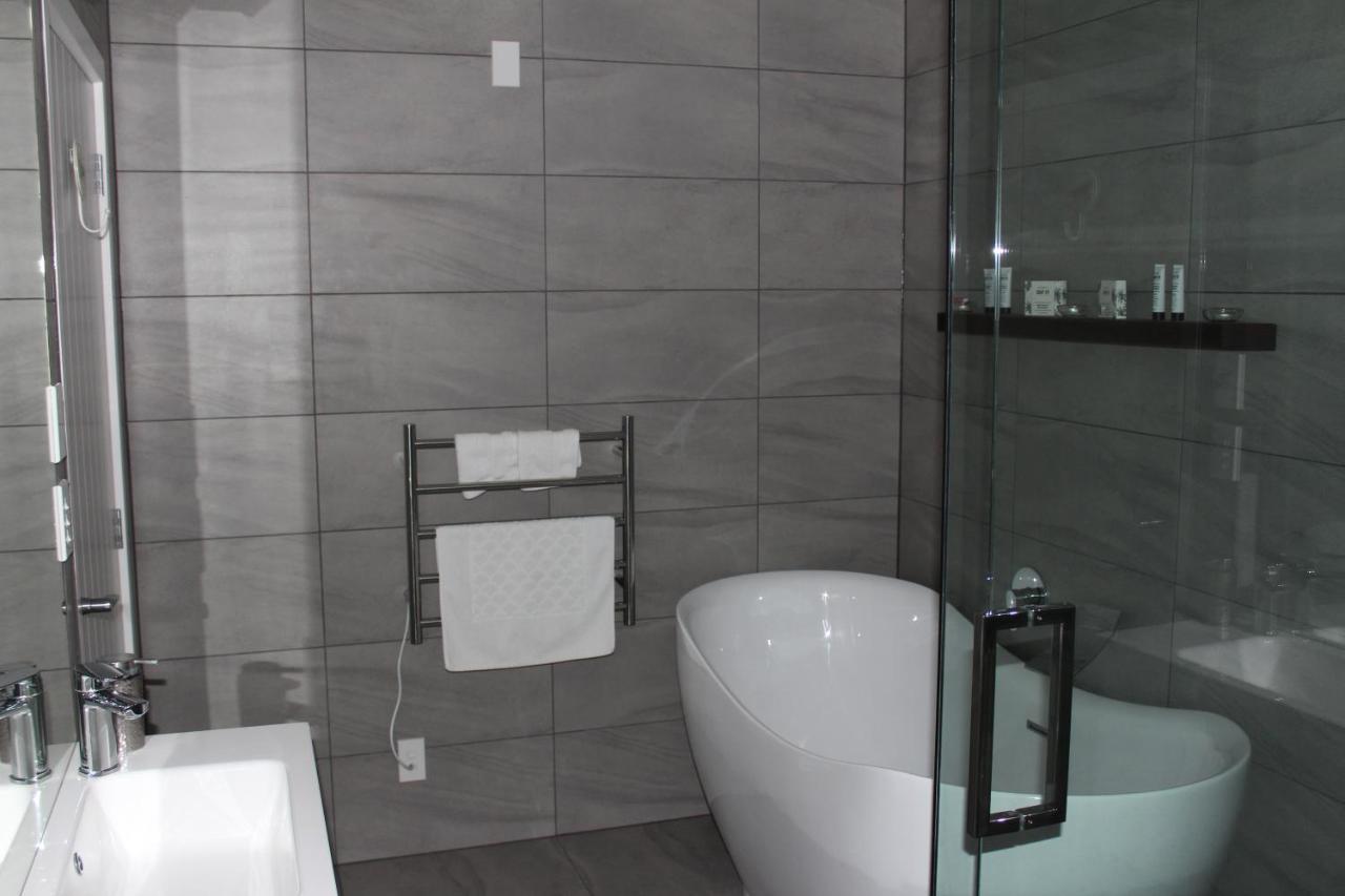 The Mackenzie Suites Lake Tekapo Bagian luar foto
